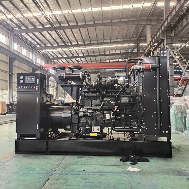 Cummins Generator Set 200KVA, 300KVA, 400KVA, 500KVA Silent Type Geneset - Gerador elétrico: foto 1 Cummins Generator Set 200KVA, 300KVA, 400KVA, 500KVA Silent Type Geneset - Gerador elétrico: foto 1