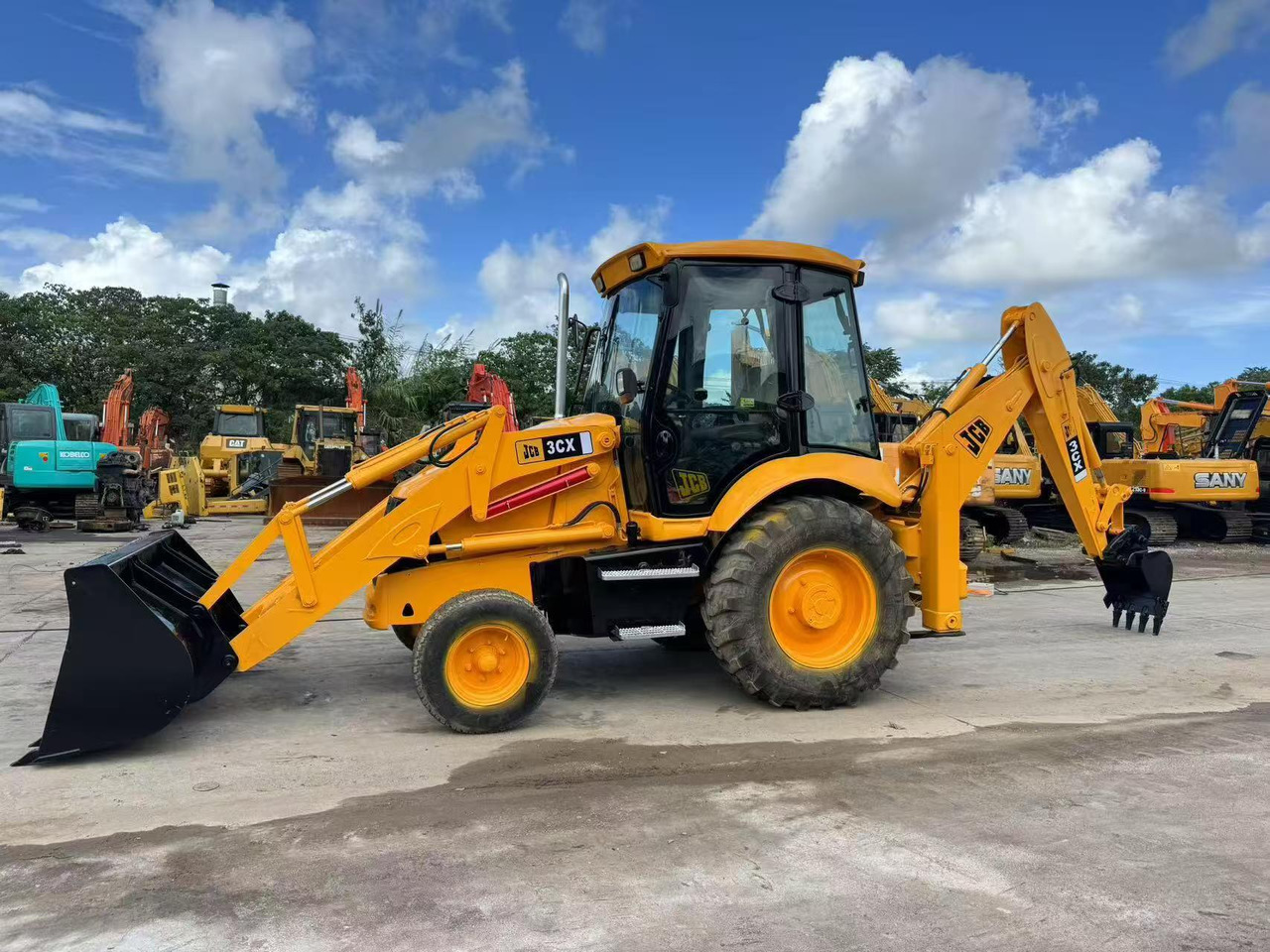 JCB 4x4 Backhoe Loader 3CX Used Condition - Retroescavadeira: foto 2 JCB 4x4 Backhoe Loader 3CX Used Condition - Retroescavadeira: foto 2