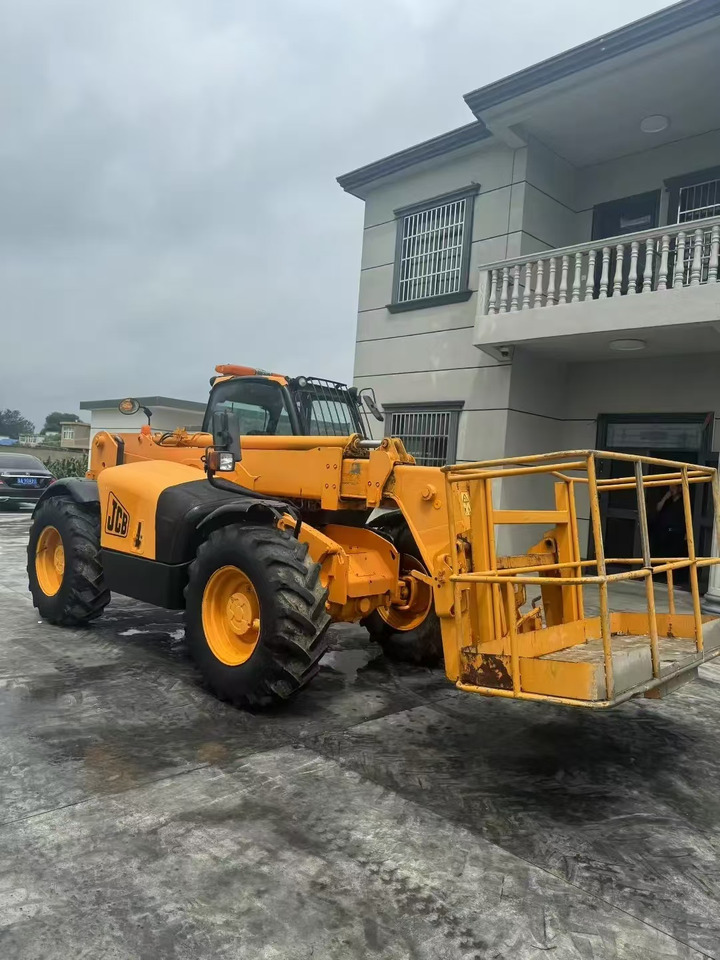 JCB 535-95 Secondhand Telehandler 3 section Telescopic Boom - Empilhador telescópico: foto 3 JCB 535-95 Secondhand Telehandler 3 section Telescopic Boom - Empilhador telescópico: foto 3