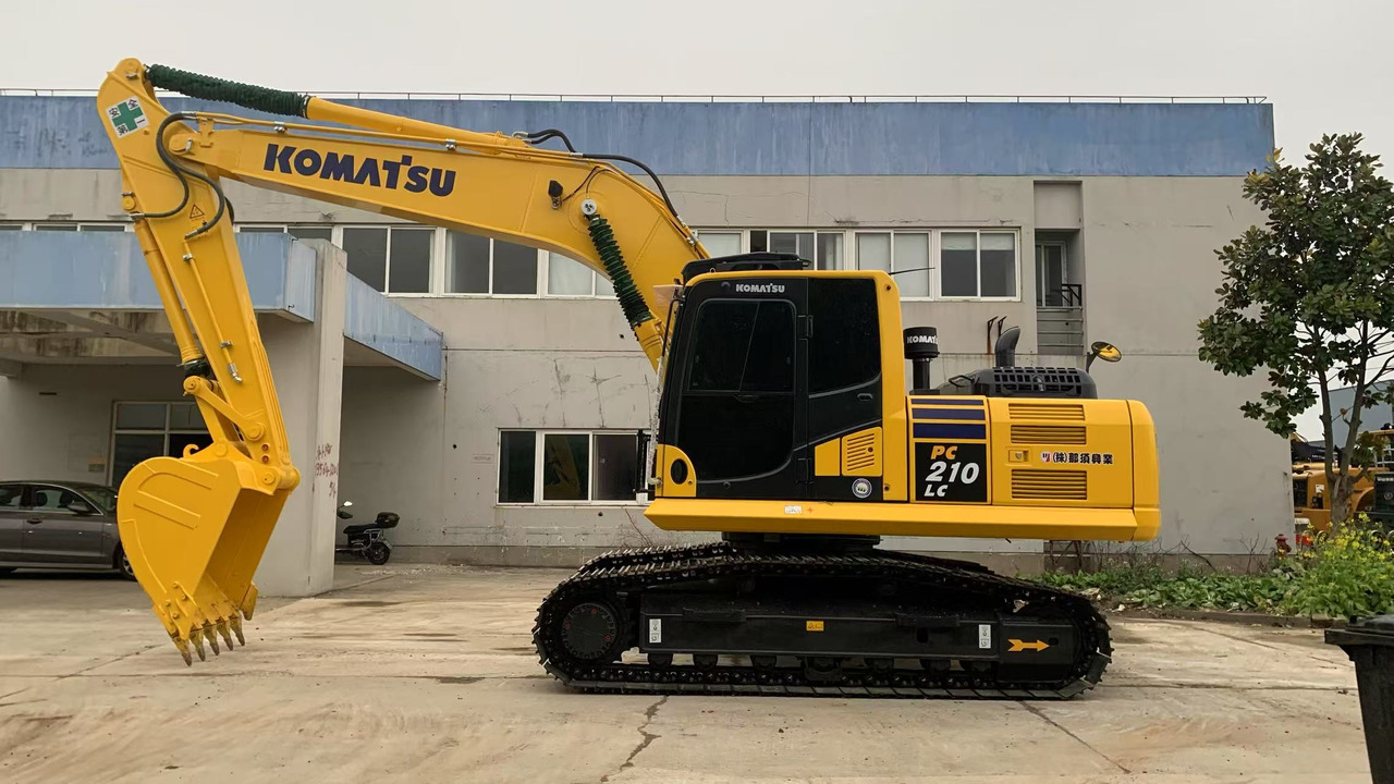 Komatsu 21 ton Excavator PC210 Good Price for PNG - Escavadora de rastos: foto 1 Komatsu 21 ton Excavator PC210 Good Price for PNG - Escavadora de rastos: foto 1