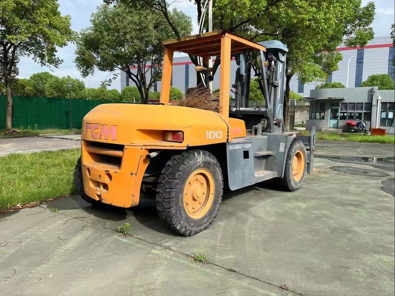 TCM FD100 Forklift Original Color 10 ton Forklift Truck - Empilhador a diesel: foto 2 TCM FD100 Forklift Original Color 10 ton Forklift Truck - Empilhador a diesel: foto 2