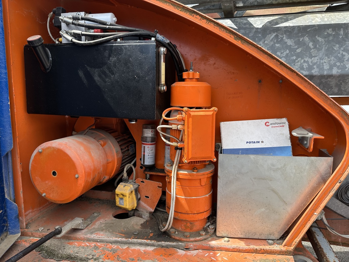 POTAIN IGO 13 - Grua automontante: foto 3 POTAIN IGO 13 - Grua automontante: foto 3