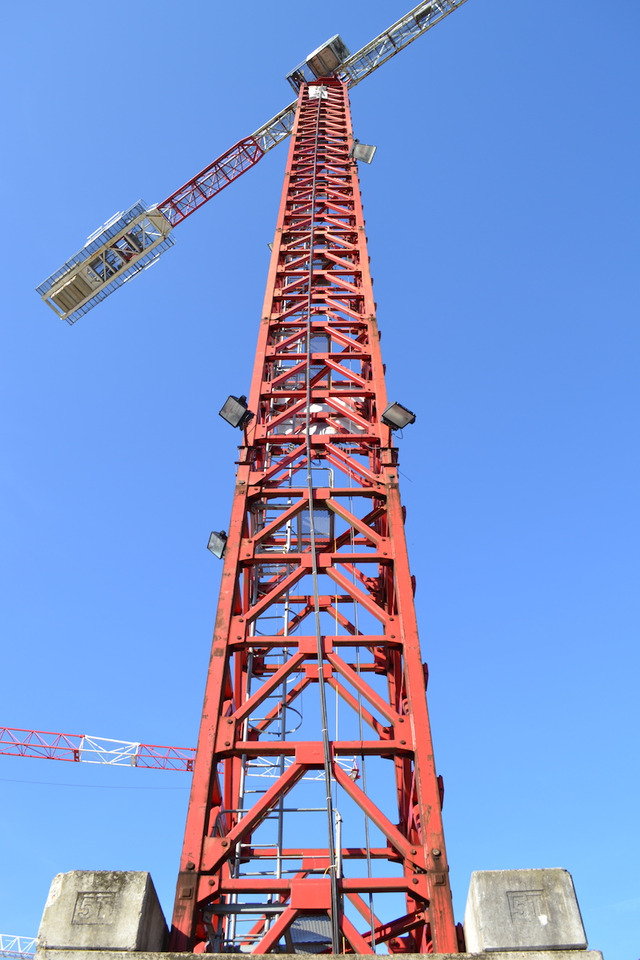 YongMao YONGMAO SST403-18T - Guindaste de torre: foto 4 YongMao YONGMAO SST403-18T - Guindaste de torre: foto 4
