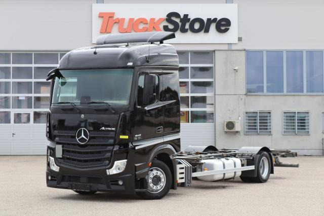 Mercedes-Benz Actros 1842 L nR - Camião transportador de contêineres/ Caixa móvel: foto 1 Mercedes-Benz Actros 1842 L nR - Camião transportador de contêineres/ Caixa móvel: foto 1