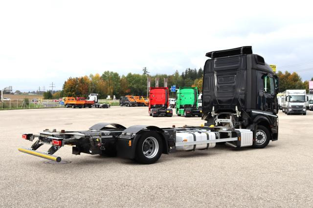 Mercedes-Benz Actros 1842 L nR - Camião transportador de contêineres/ Caixa móvel: foto 3 Mercedes-Benz Actros 1842 L nR - Camião transportador de contêineres/ Caixa móvel: foto 3