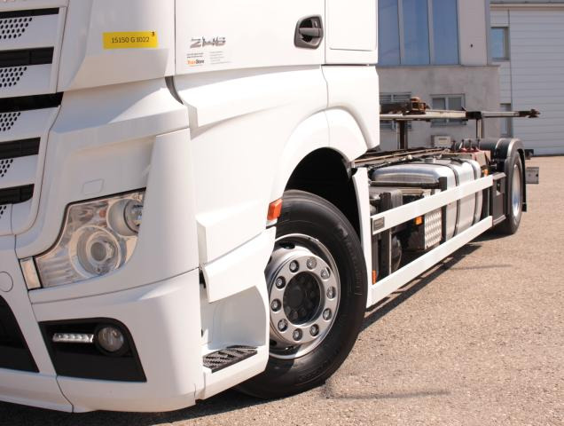 Mercedes-Benz Actros 1848 L - Camião transportador de contêineres/ Caixa móvel: foto 3 Mercedes-Benz Actros 1848 L - Camião transportador de contêineres/ Caixa móvel: foto 3