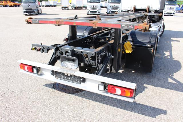 Mercedes-Benz Actros 1848 L - Camião transportador de contêineres/ Caixa móvel: foto 4 Mercedes-Benz Actros 1848 L - Camião transportador de contêineres/ Caixa móvel: foto 4