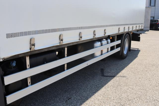 Mercedes-Benz Antos 1836L - Camião de caixa aberta/ Plataforma: foto 4 Mercedes-Benz Antos 1836L - Camião de caixa aberta/ Plataforma: foto 4