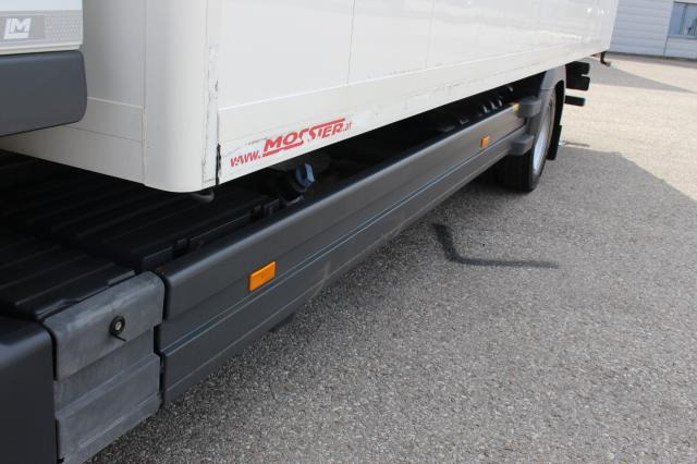 Mercedes-Benz Atego 1224L - Camião furgão: foto 4 Mercedes-Benz Atego 1224L - Camião furgão: foto 4