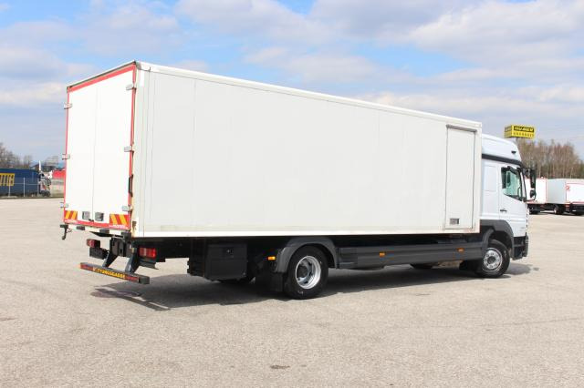 Mercedes-Benz Atego 1224L - Camião furgão: foto 3 Mercedes-Benz Atego 1224L - Camião furgão: foto 3