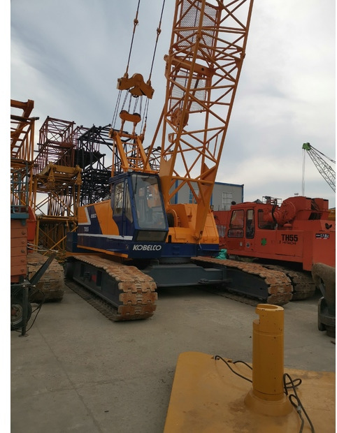 2015 KOBELCO 7055 - Guindaste sobre esteiras: foto 1 2015 KOBELCO 7055 - Guindaste sobre esteiras: foto 1