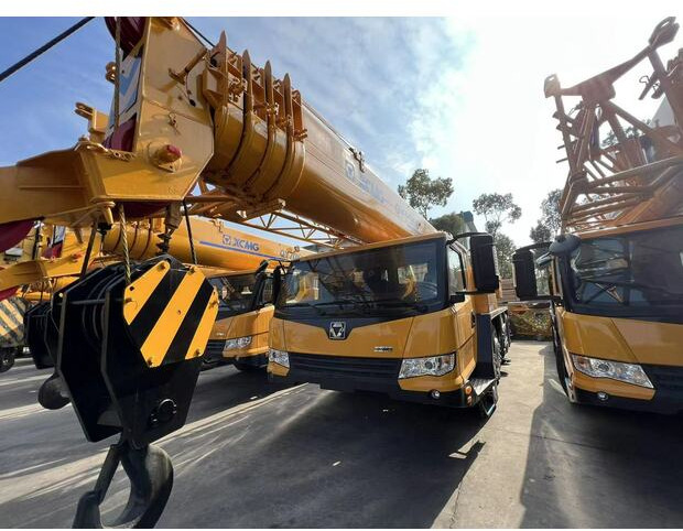 2022 XCMG QY55KC - Grua móvel: foto 1 2022 XCMG QY55KC - Grua móvel: foto 1