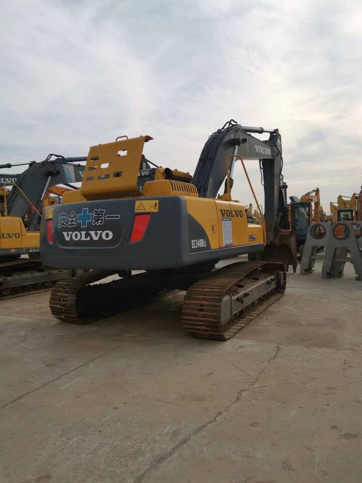 Volvo EC240BLC - Escavadora de rastos: foto 2 Volvo EC240BLC - Escavadora de rastos: foto 2