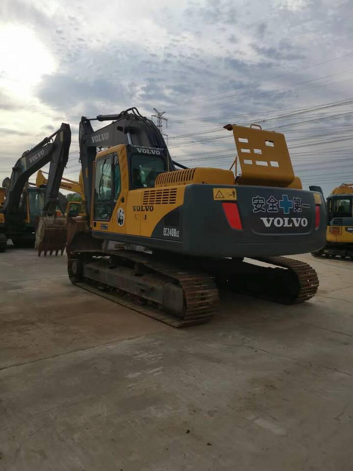 Volvo EC240BLC - Escavadora de rastos: foto 5 Volvo EC240BLC - Escavadora de rastos: foto 5