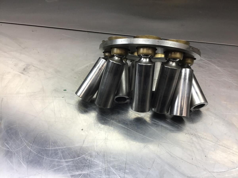 Liebherr A316 Li / A900C ZW / A902 Li / A904 Li / A912 Li / A914 Li / A924 li / A934 Li / A944 Li / A944B Li / R904 / R934 / R942 LI / R9 - Hidráulica: foto 1 Liebherr A316 Li / A900C ZW / A902 Li / A904 Li / A912 Li / A914 Li / A924 li / A934 Li / A944 Li / A944B Li / R904 / R934 / R942 LI / R9 - Hidráulica: foto 1