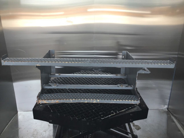 Liebherr Access Ladder - Cabine e interior: foto 1 Liebherr Access Ladder - Cabine e interior: foto 1