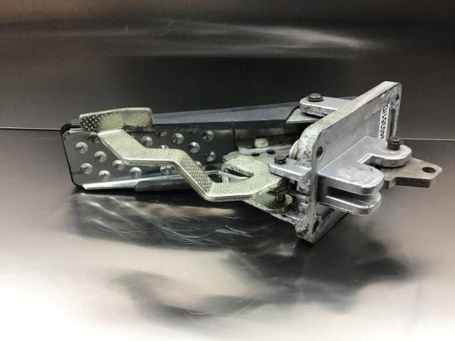 Liebherr Brake Pedal - Pedal: foto 4 Liebherr Brake Pedal - Pedal: foto 4