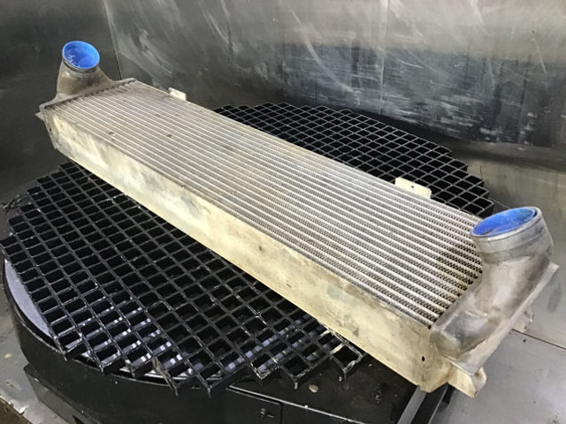 Liebherr Intercooler - Intercooler: foto 4 Liebherr Intercooler - Intercooler: foto 4