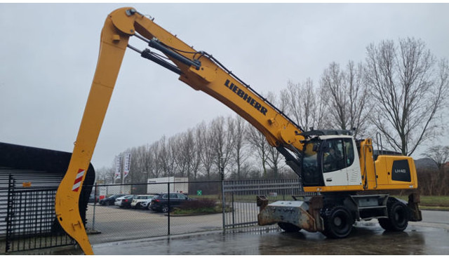 Liebherr LH 40 M Industry Litronic - Manipulador de material: foto 4 Liebherr LH 40 M Industry Litronic - Manipulador de material: foto 4