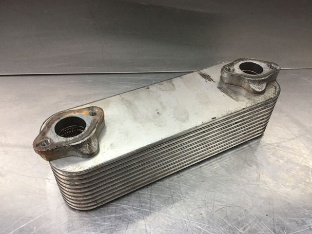 Liebherr Oil Cooler - Radiador de óleo: foto 2 Liebherr Oil Cooler - Radiador de óleo: foto 2