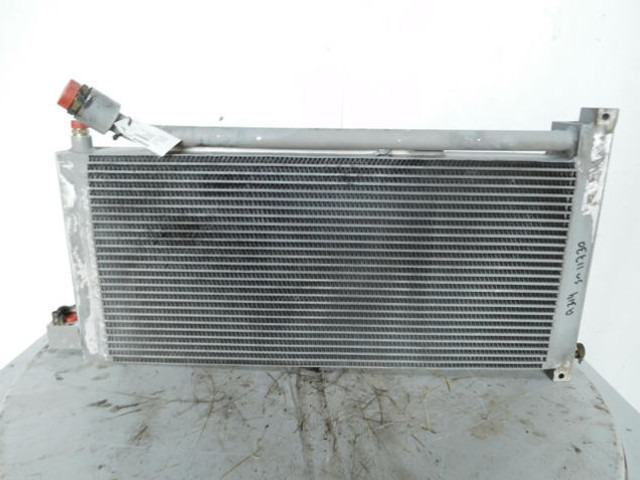 Liebherr Oilcooler - Radiador de óleo: foto 2 Liebherr Oilcooler - Radiador de óleo: foto 2