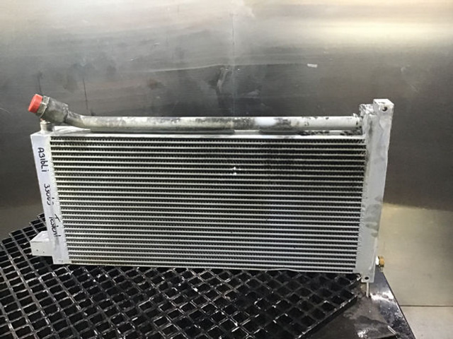 Liebherr Oilcooler - Radiador de óleo: foto 1 Liebherr Oilcooler - Radiador de óleo: foto 1
