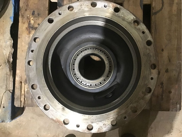 Liebherr Output Shaft Housing - Cubo de roda: foto 3 Liebherr Output Shaft Housing - Cubo de roda: foto 3