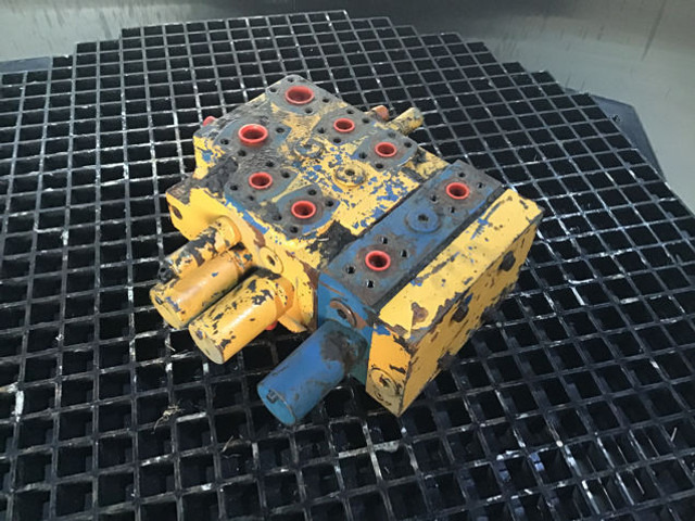 Liebherr PR732 B/PR742 B/PR732/PR742 - Hidráulica: foto 1 Liebherr PR732 B/PR742 B/PR732/PR742 - Hidráulica: foto 1