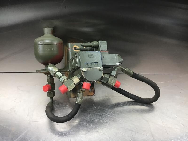 Liebherr PR742 B / PR742 BL - Hidráulica: foto 1 Liebherr PR742 B / PR742 BL - Hidráulica: foto 1