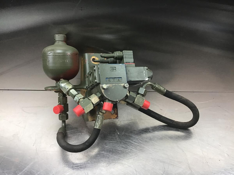 Liebherr PR742 B / PR742 BL - Hidráulica: foto 2 Liebherr PR742 B / PR742 BL - Hidráulica: foto 2