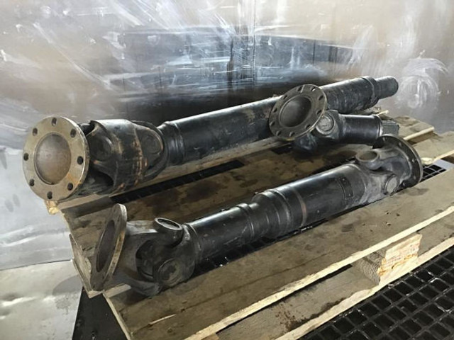 Liebherr Propellor Shaft - Semi eixo: foto 1 Liebherr Propellor Shaft - Semi eixo: foto 1
