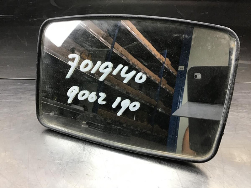 Liebherr R900 Li / R914B / R912 Li / R904 / R902 Li / R922 / R950 / A904C Li / A904 Li / A904 INDUSTRIAL / A902 Li / A900C Li / A900B Li - Espelho retrovisor: foto 2 Liebherr R900 Li / R914B / R912 Li / R904 / R902 Li / R922 / R950 / A904C Li / A904 Li / A904 INDUSTRIAL / A902 Li / A900C Li / A900B Li - Espelho retrovisor: foto 2