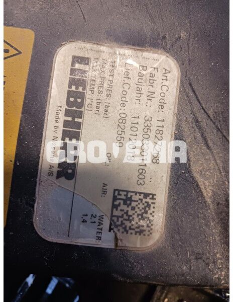 Liebherr R946 LC / R946 LC-V / R946 NLC - Tanque de expansão: foto 3 Liebherr R946 LC / R946 LC-V / R946 NLC - Tanque de expansão: foto 3