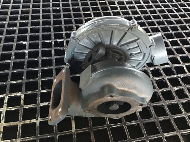 Liebherr Turbo charger K27 - Turbocompressor: foto 5 Liebherr Turbo charger K27 - Turbocompressor: foto 5