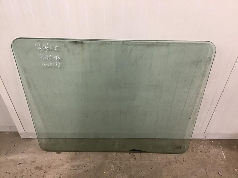 Liebherr Window Glass - Vidro e peças: foto 1 Liebherr Window Glass - Vidro e peças: foto 1