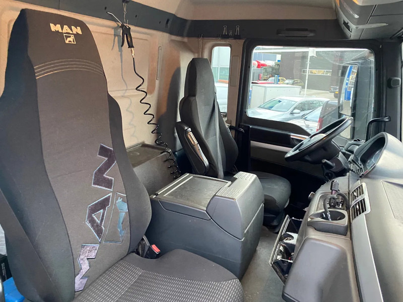 Camião furgão MAN TGS 26.320 / 6x2/4 / ADR / Closed box / Dhollandia: foto 9