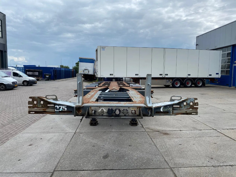 Pacton TXC 343 Multi / 3x Extendable / 1x Lift Axle - Semi-reboque transportador de contêineres/ Caixa móvel: foto 4 Pacton TXC 343 Multi / 3x Extendable / 1x Lift Axle - Semi-reboque transportador de contêineres/ Caixa móvel: foto 4