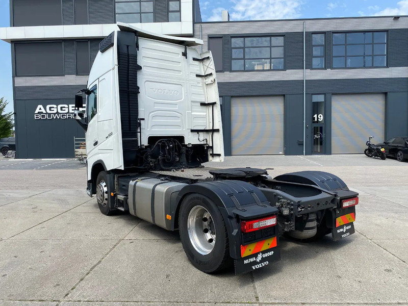 Volvo FH 13.500 Globetrotter XL / I-parkCool / Alcoa / 2x Tank - Tractor: foto 4 Volvo FH 13.500 Globetrotter XL / I-parkCool / Alcoa / 2x Tank - Tractor: foto 4