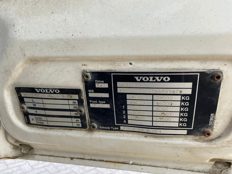 Tractor Volvo FM 440 6x4 / Hooklift and Tractor / Hub Reduction: foto 17 Tractor Volvo FM 440 6x4 / Hooklift and Tractor / Hub Reduction: foto 17