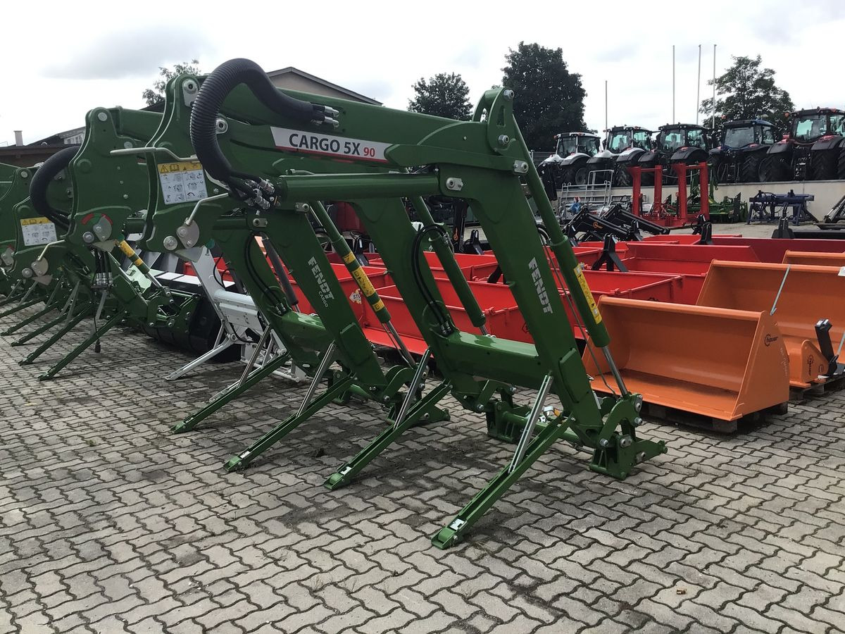 Fendt Cargo 5x90 - Carregador frontal para o trator: foto 1 Fendt Cargo 5x90 - Carregador frontal para o trator: foto 1