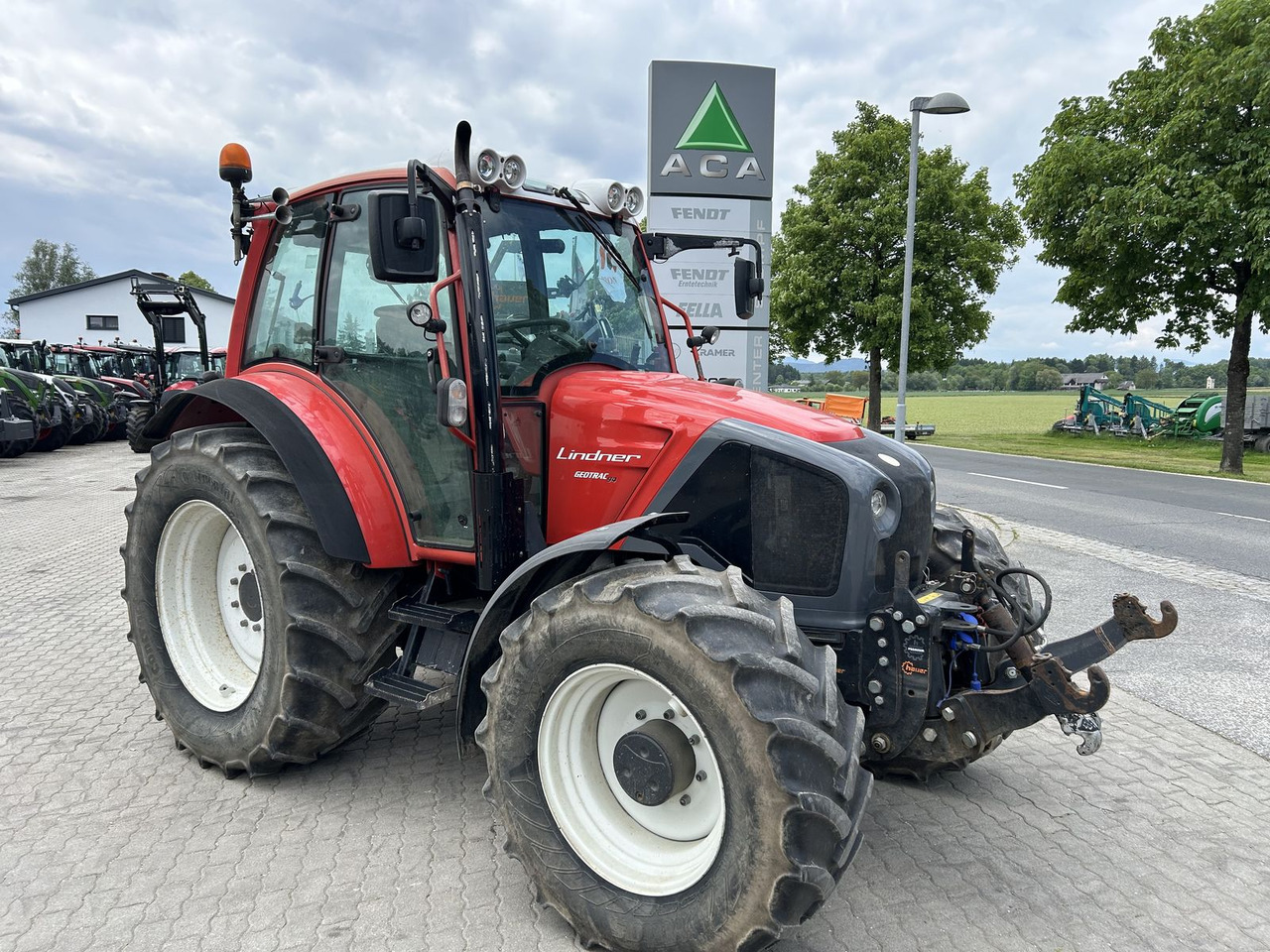 Lindner Geotrac 94 - Trator: foto 1 Lindner Geotrac 94 - Trator: foto 1