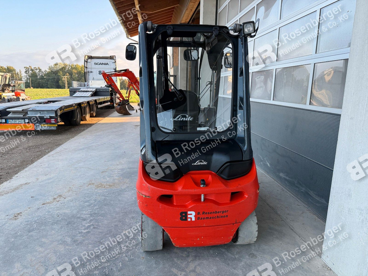 Linde E30 Stapler / BJ2020 / nur 1096h / Duplex / TOP - Empilhador: foto 4 Linde E30 Stapler / BJ2020 / nur 1096h / Duplex / TOP - Empilhador: foto 4