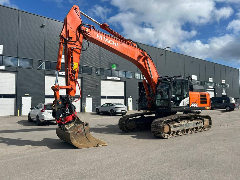 Hitachi ZX 300 LC-6 - Escavadora de rastos: foto 1 Hitachi ZX 300 LC-6 - Escavadora de rastos: foto 1