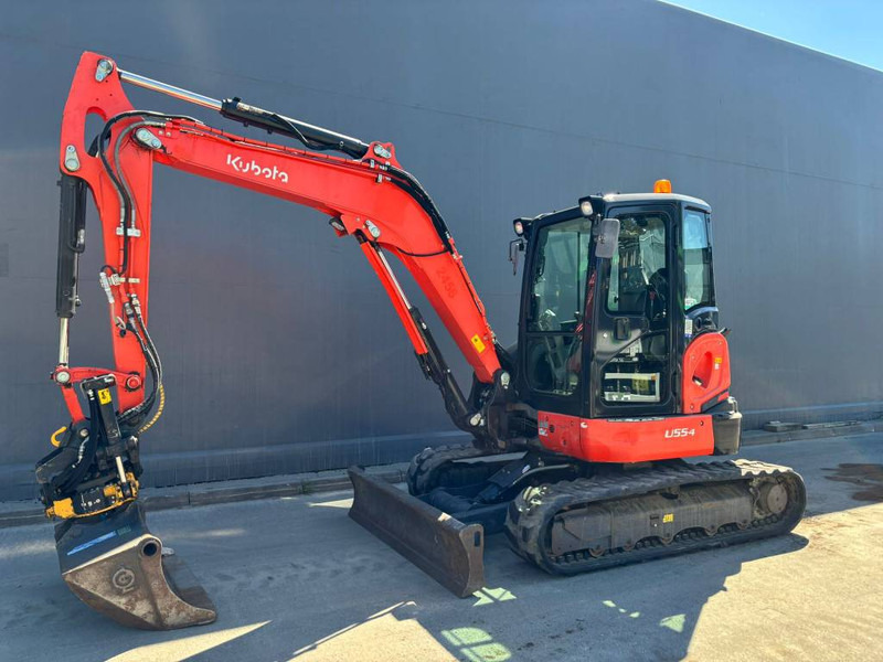 Kubota U 55-4 - Mini escavadeira: foto 1 Kubota U 55-4 - Mini escavadeira: foto 1