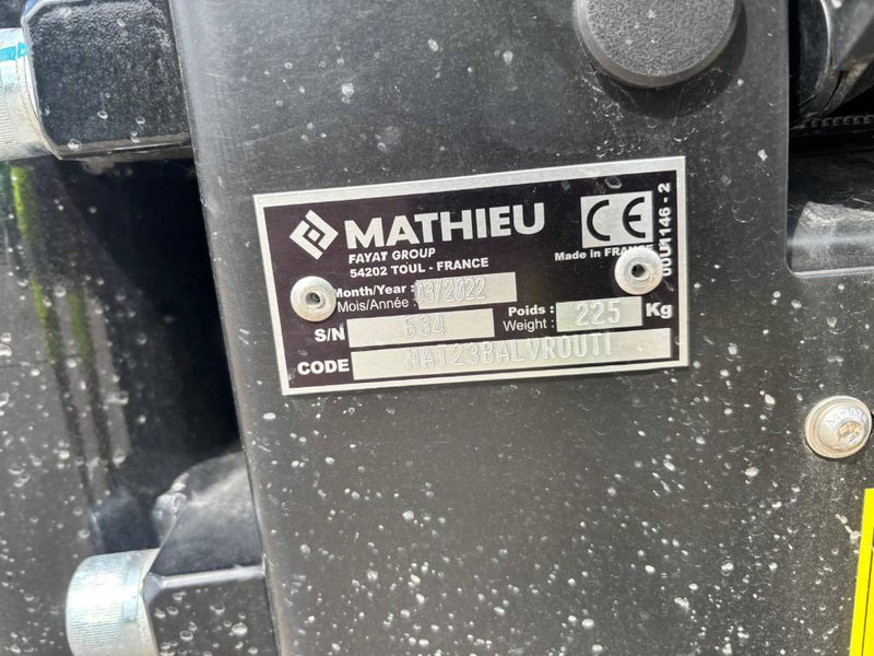 Mathieu MC-210 Azura Flex Street Sweeper - Varredora urbana: foto 5 Mathieu MC-210 Azura Flex Street Sweeper - Varredora urbana: foto 5