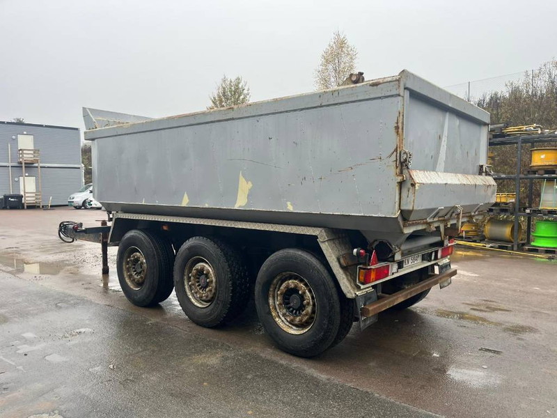 Maur bilpabygg K3-28 Trippelkjere - Reboque basculante: foto 4 Maur bilpabygg K3-28 Trippelkjere - Reboque basculante: foto 4