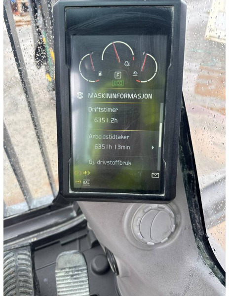 Escavadora de rastos Volvo EW 220 E TUNNEL: foto 6 Escavadora de rastos Volvo EW 220 E TUNNEL: foto 6