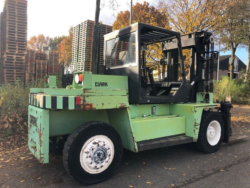 Clark DPL100 - Empilhador a diesel: foto 5 Clark DPL100 - Empilhador a diesel: foto 5