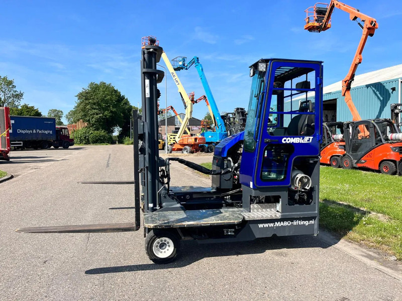 Combilift C4000 4 WAY FORKLIFT - Empilhador de 4 vias: foto 5 Combilift C4000 4 WAY FORKLIFT - Empilhador de 4 vias: foto 5