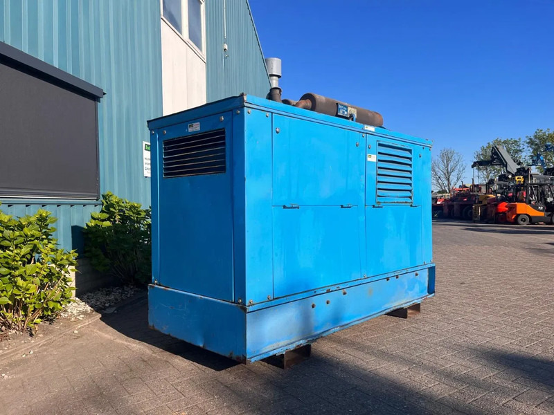 John Deere Stamford 42.5 kVA - Gerador elétrico: foto 1 John Deere Stamford 42.5 kVA - Gerador elétrico: foto 1